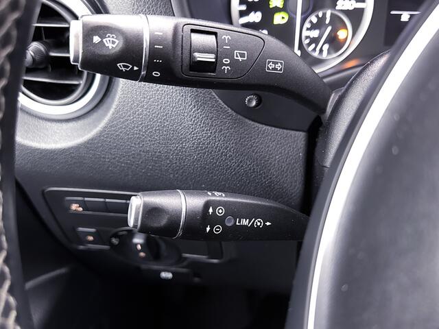 Mercedes-Benz VITO 114 CDI Lang Dubbele Cabine Trekhaak Navigatie LED Achteruitrijcamera 2x Schuifdeur