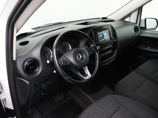 Mercedes-Benz VITO 119CDI 7G-Tronic Automaat Lang | Meerprijs LMV ¤ 1850,-- | Airco | 3-Persoons | Camera | Betimmering
