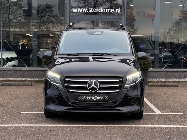Mercedes-Benz VITO 119 CDI L3 Sportpakket l Dubbel Cabine l 4 x 4 l AIRMATIC l 360 gr Camera l 2,5t AHW | DISTRONIC | gewicht l MBUX l LEDER l Stoelverwarming l 2 x Schuifdeuren l