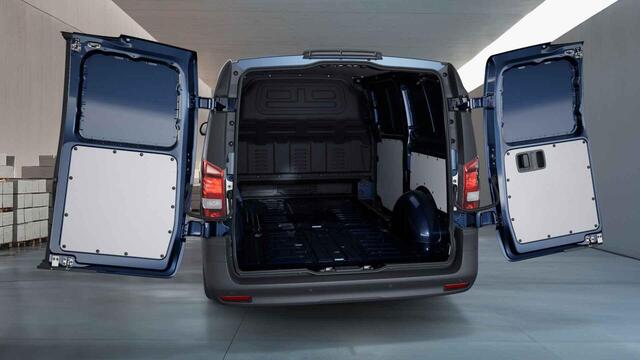 Mercedes-Benz VITO eVito 129 PRO L2 90 kWh
