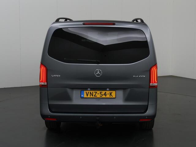 Mercedes-Benz VITO 114 CDI Aut. | Lang L2 | Dubbele Cabine | Navigatie + Carplay | Parkeercamera + Sensoren | LED Koplampen + Achterlichten | Stoelverwarming | Climate Controle | Trekhaak 2500kg | 5-zits | LM Velgen | Certified |