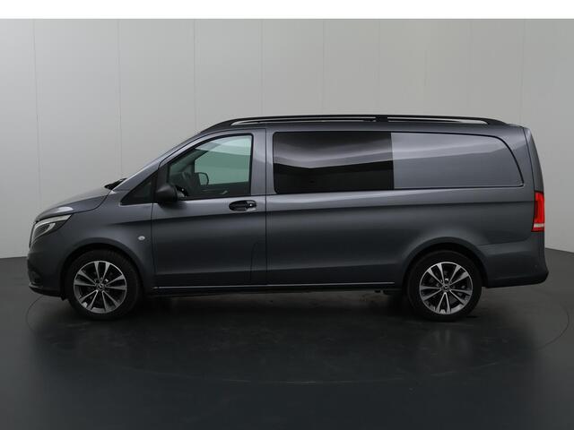 Mercedes-Benz VITO 114 CDI Aut. | Lang L2 | Dubbele Cabine | Navigatie + Carplay | Parkeercamera + Sensoren | LED Koplampen + Achterlichten | Stoelverwarming | Climate Controle | Trekhaak 2500kg | 5-zits | LM Velgen | Certified |