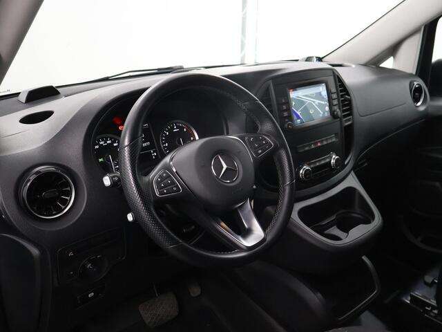 Mercedes-Benz VITO 114 CDI Aut. | Lang L2 | Dubbele Cabine | Navigatie + Carplay | Parkeercamera + Sensoren | LED Koplampen + Achterlichten | Stoelverwarming | Climate Controle | Trekhaak 2500kg | 5-zits | LM Velgen | Certified |