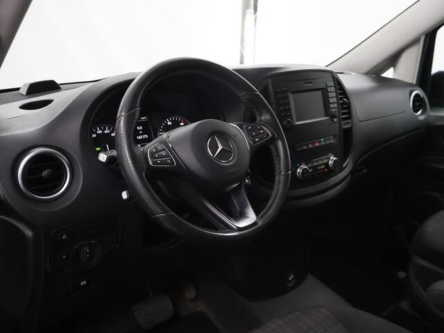 Mercedes-Benz VITO 114 CDI Aut. | L2 Lang | DC Comfort | Navigatie | Parkeercamera | Cruise Control | Climate Control | LM Velgen | LED | Schuifdeur L+R