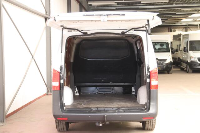 Mercedes-Benz VITO CDI Lang NAVIGATIE TREKHAAK