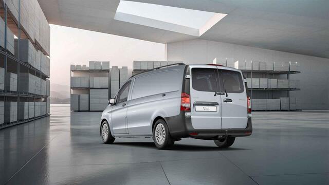 Mercedes-Benz VITO 116 CDI L2 Pro Automaat | Cruise control | Distronic Plus | Tweezitsbank | Airco | Dodehoek Assistent | Laadruimte bekleding | Achterdeuren 270 | Trekhaak AHW 2500 kg |