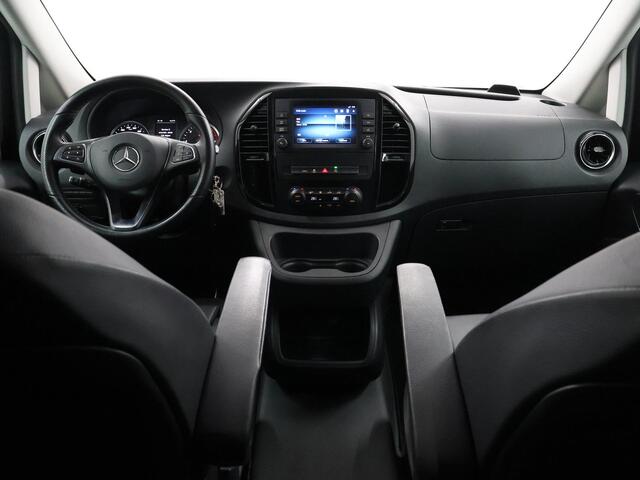 Mercedes-Benz VITO 114 CDI Aut. | XL L3 | Dubbele Cabine | LED | LM Velgen | Lederen bekleding | Navigatie | Parkeercamera | Trekhaak | Climate Control | Certified