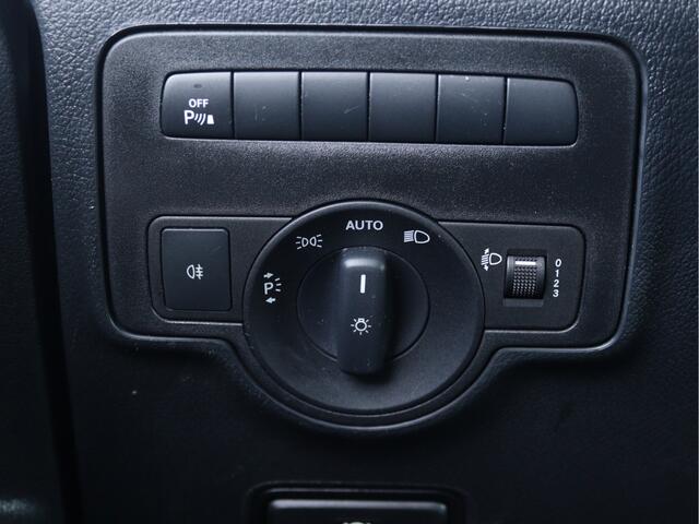 Mercedes-Benz VITO 114 CDI L2 | AIRCO/NAVI/CAMERA/TREKHAAK | Certified