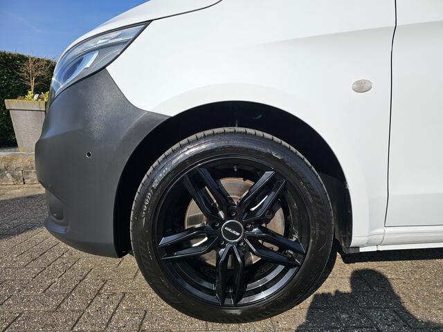 Mercedes-Benz VITO 114 CDI Extra Lang Dubbel Cabine Automaat * LED * Camera * Eerste Eigenaar * NAP * * Schuifdeur rechts *