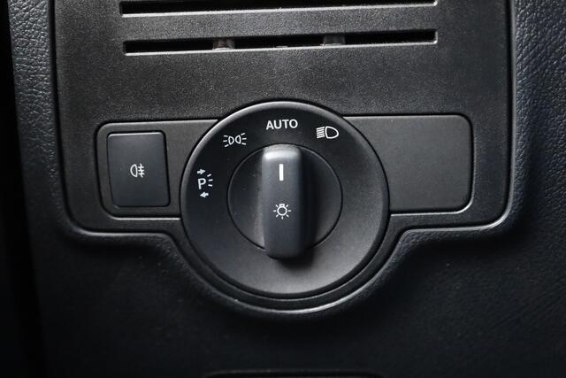 Mercedes-Benz VITO 116 CDI Extra Lang DC Comfort | Trekhaak | Treeplanken | Camera | CarPlay | Stoelverw.