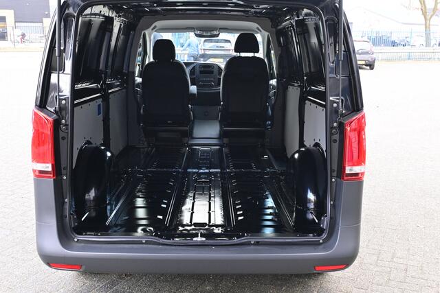 Mercedes-Benz VITO 119 CDI L3 Extra Lang LED, Distronic, Climate control