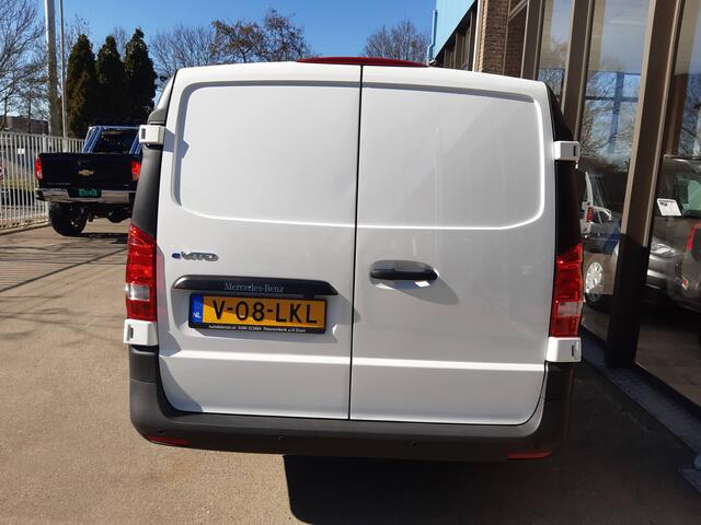 Mercedes-Benz VITO eVito Lang Parkeersensors Achteruitrijcamera Airco