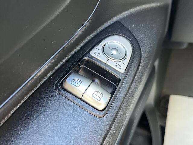 Mercedes-Benz VITO 110 CDI Functional Lang | Achter deuren