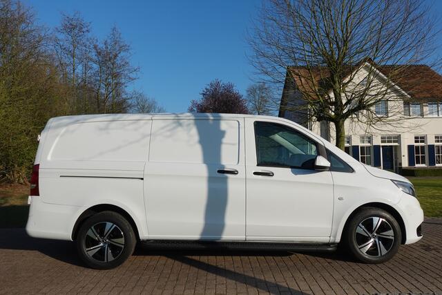 Mercedes-Benz VITO 111 CDI Lang | Camera | PDC | Cruise Control | Stuurwielbediening | Trekhaak |