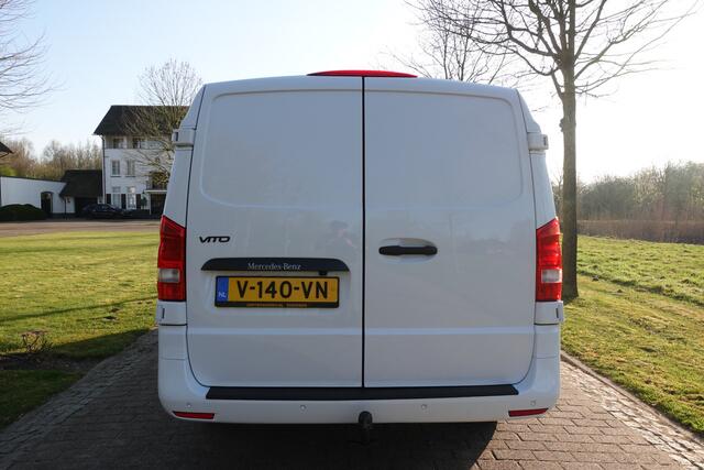 Mercedes-Benz VITO 111 CDI Lang | Camera | PDC | Cruise Control | Stuurwielbediening | Trekhaak |