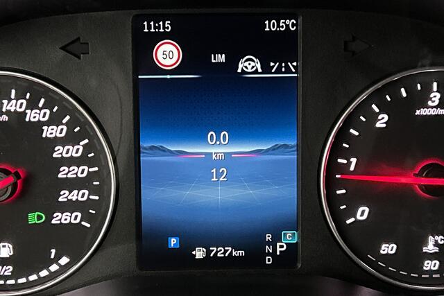 Mercedes-Benz VITO 119 CDI L3 Dubbel cabine | Adaptieve cruise control | Trekhaak | Leder | Camera | Dubbel schuifdeur