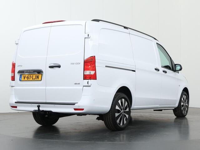 Mercedes-Benz VITO 119 CDI Aut. | 4X4 | Lang L2 | Select | LM Velgen | Parkeercamera | 3-zits | Lederen bekleding | Trekhaak | LED | Stoelverwarming | AWD | Certified |