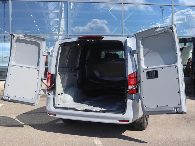 Mercedes-Benz VITO eVito Dubbel Cabine Lang 66 kWh
