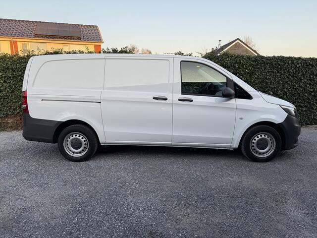 Mercedes-Benz VITO 111 CDI Functional Lang | Airco | Cruise Control | Elekt. Ramen | PDC | 3 ZIts | Dealer onderhouden | 1e Eigenaar! | APK tot 24-02-2026!