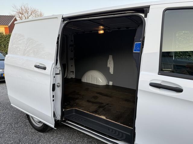 Mercedes-Benz VITO 111 CDI Functional Lang | Airco | Cruise Control | Elekt. Ramen | PDC | 3 ZIts | Dealer onderhouden | 1e Eigenaar! | APK tot 24-02-2026!