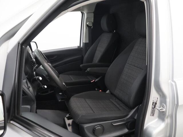 Mercedes-Benz VITO 114 CDI Aut. | L3 XL | Navigatie | Parkeercamera | Climate Control | Cruise Control | LED | LM Velgen | Sidebars |