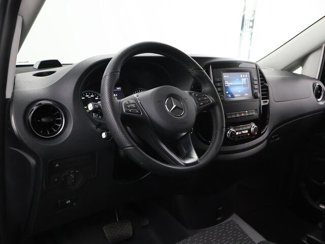 Mercedes-Benz VITO 114 CDI Aut. | L2 Lang | Dubbele Cabine | LM Velgen | Climate Control | Cruise Control | 5-zits | Parkeercamera | Trekhaak | Comfortstoel | Certified