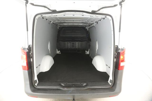 Mercedes-Benz VITO 114 CDI Lang Automaat Airco Cruise 3 Persoons Elektrpakket Stoelverw. Trekhaak