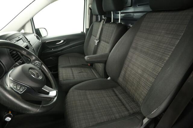 Mercedes-Benz VITO 114 CDI Lang Automaat Airco Cruise 3 Persoons Elektrpakket Stoelverw. Trekhaak