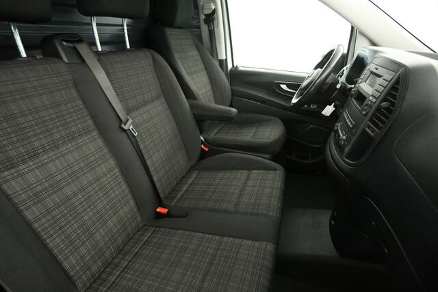 Mercedes-Benz VITO 114 CDI Lang Automaat Airco Cruise 3 Persoons Elektrpakket Stoelverw. Trekhaak
