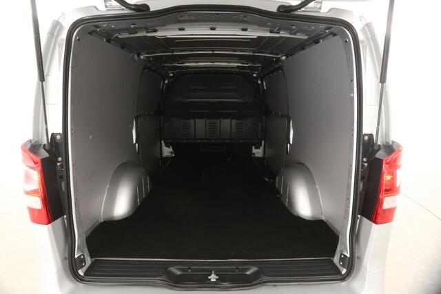 Mercedes-Benz VITO 114 CDI Lang 136PK Automaat Airco Cruise 3 Persoons 2xSchuifdeur 18''LMV Trekhaak