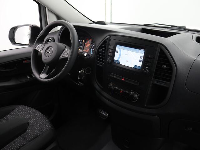 Mercedes-Benz VITO eVito Lang 66 kWh | Stoelverwarming | Navigatie | Parkeercamera | Airco