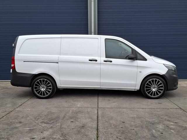 Mercedes-Benz VITO 114 CDI Lang AIRCO / CRUISE CONTROLE / NAVI / TREKHAAK / AUTOMAAT