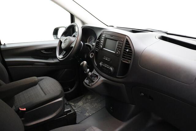Mercedes-Benz VITO 111 CDI Lang 114 PK | Handgeschakeld | Trekhaak | 2-Zits | Betimmering | Camera | Cruise Control | Airco | Navigatie | Bluetooth | 1e eigenaar
