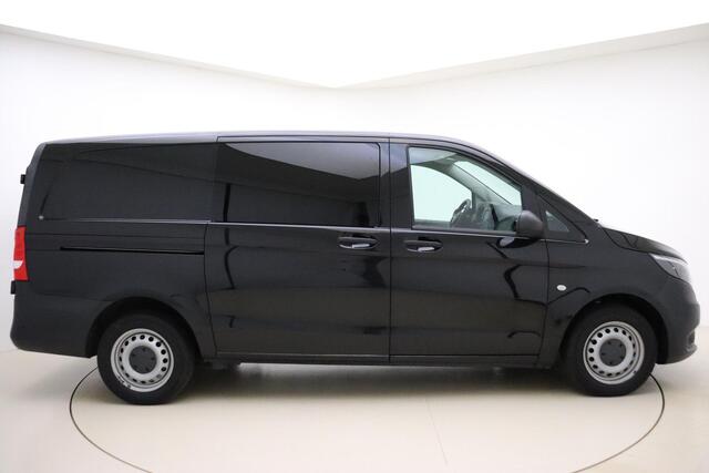 Mercedes-Benz VITO 111 CDI Lang 114 PK | Handgeschakeld | Trekhaak | 2-Zits | Betimmering | Camera | Cruise Control | Airco | Navigatie | Bluetooth | 1e eigenaar