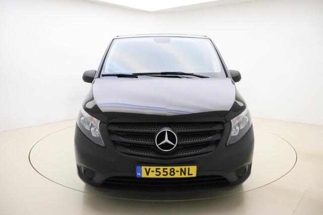 Mercedes-Benz VITO 111 CDI Lang 114 PK | Handgeschakeld | Trekhaak | 2-Zits | Betimmering | Camera | Cruise Control | Airco | Navigatie | Bluetooth | 1e eigenaar