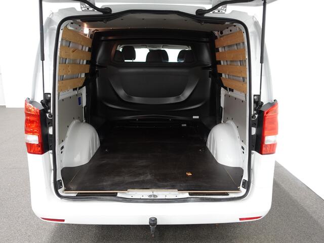 Mercedes-Benz VITO 114 CDI Lang Dubbele Cabine Comfort Automaat Airco Navi Cruise Control 6-Persoons Trekhaak