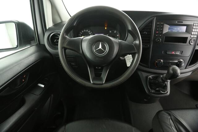 Mercedes-Benz VITO 111 CDI Lang Airco 3 Persoons Trekhaak Imperiaal 3 Persoons Leder Elektrpakket