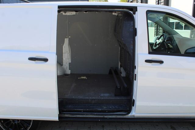 Mercedes-Benz VITO 111 CDI Lang | Trekhaak | Parkeersensoren