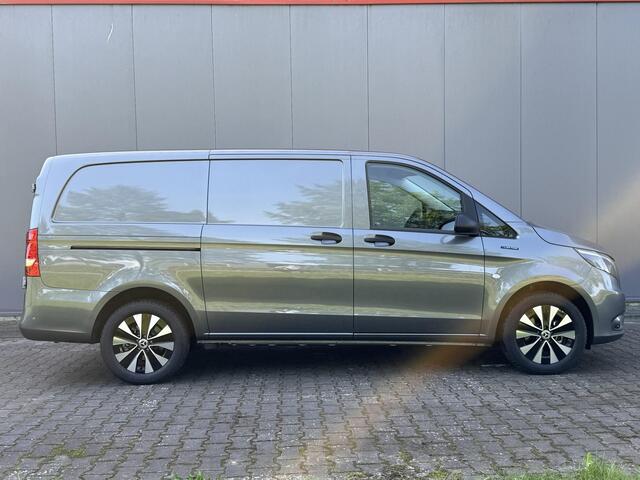 Mercedes-Benz VITO eVito 112 | L2 Lang | 60 kWh | 2-zits | Parkeercamera | Airco | Betimmering | Navigatie | DEMO