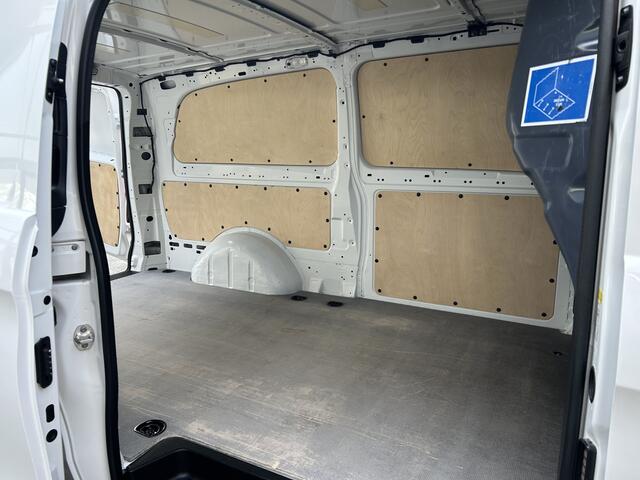 Mercedes-Benz VITO 116 CDI Extra lang / Automaat / Navigatie / Camera / Parkeersensoren / Airco / Cruise control / Achterdeuren