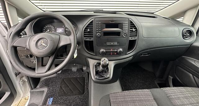 Mercedes-Benz VITO 111 CDI L2 Trekhaak airco. weinig km's Mercedes-Benz Vito 111 CDI Lang Trekhaak airco. weinig km's