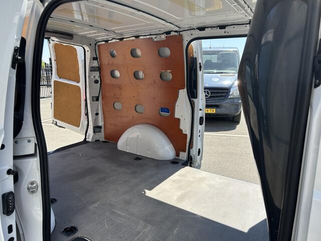 Mercedes-Benz VITO 114 CDI Lang L+R Schuifdeur / 2500KG Trekhaak / Camera / Navigatie / Cruise control / Airco