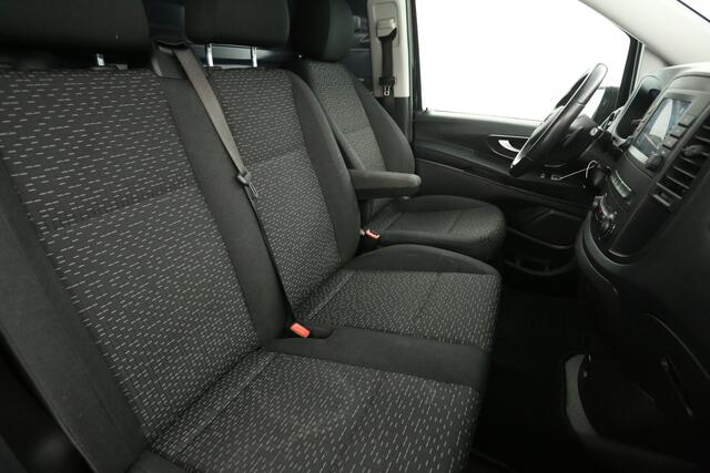 Mercedes-Benz VITO 114 CDI Lang Automaat Airco Cruise Camera Carplay Navigatie 3 Persoons LED 18''LMV Stoelverwarming