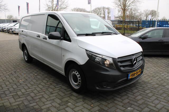 Mercedes-Benz VITO 111 CDI Lang airco cruise navi elek pakket marge