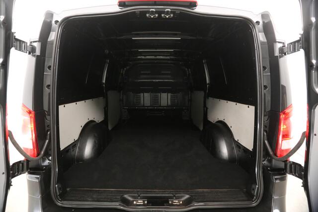 Mercedes-Benz VITO 119 CDI Extra Lang 191PK Automaat Airco Camera Carplay LED Trekhaak 2xSchuifdeur 18"LMV Navi Leder PDC 3 Persoons