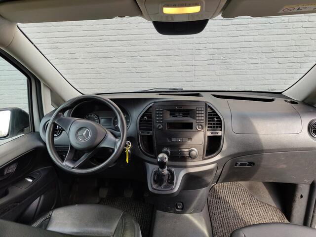 Mercedes-Benz VITO 111 CDI Lang Dubbele Cabine Airco Trekhaak Imperial+Ladderrol Bluetooth Licht/Regen-Sensor Betonplex Vloer Lat om Lat Betimmering Zijschuifdeur Comfort 1e eigenaar! Euro 6