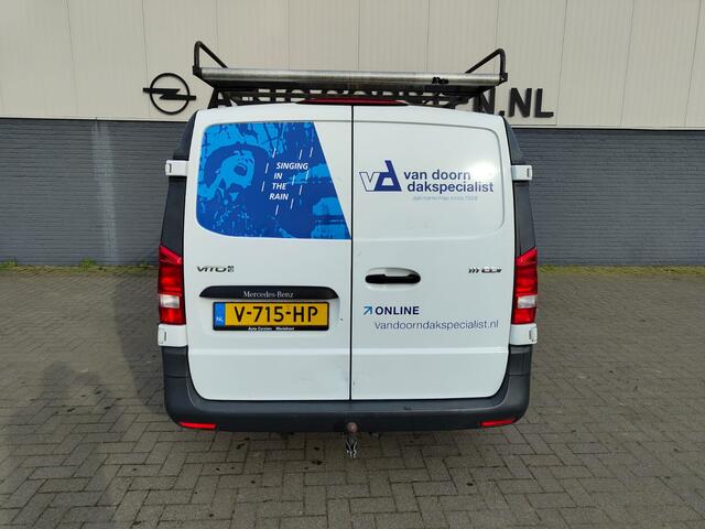 Mercedes-Benz VITO 111 CDI Lang Dubbele Cabine Airco Trekhaak Imperial+Ladderrol Bluetooth Licht/Regen-Sensor Betonplex Vloer Lat om Lat Betimmering Zijschuifdeur Comfort 1e eigenaar! Euro 6