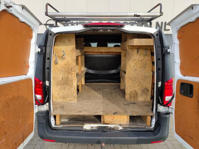 Mercedes-Benz VITO 111 CDI Lang Dubbele Cabine Airco Trekhaak Imperial+Ladderrol Bluetooth Licht/Regen-Sensor Betonplex Vloer Lat om Lat Betimmering Zijschuifdeur Comfort 1e eigenaar! Euro 6