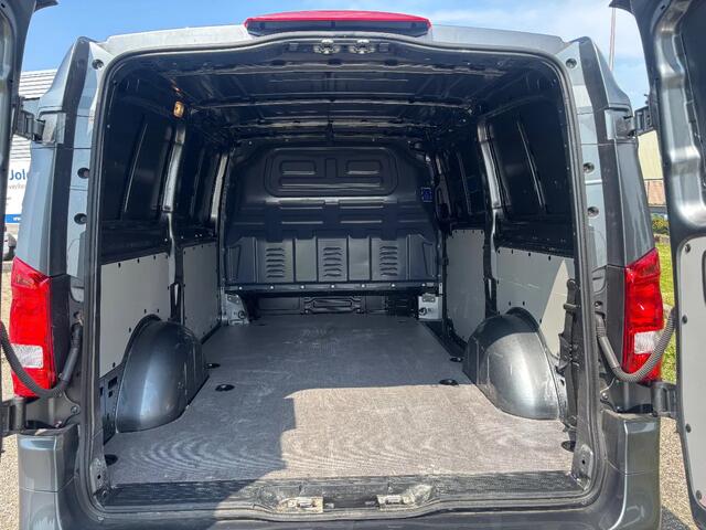 Mercedes-Benz VITO 119CDI L2H1 Automaat Airco Navi Cruisecontrol Eerste Eigenaar