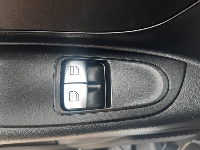Mercedes-Benz VITO eVito Lang L2 41 kWh